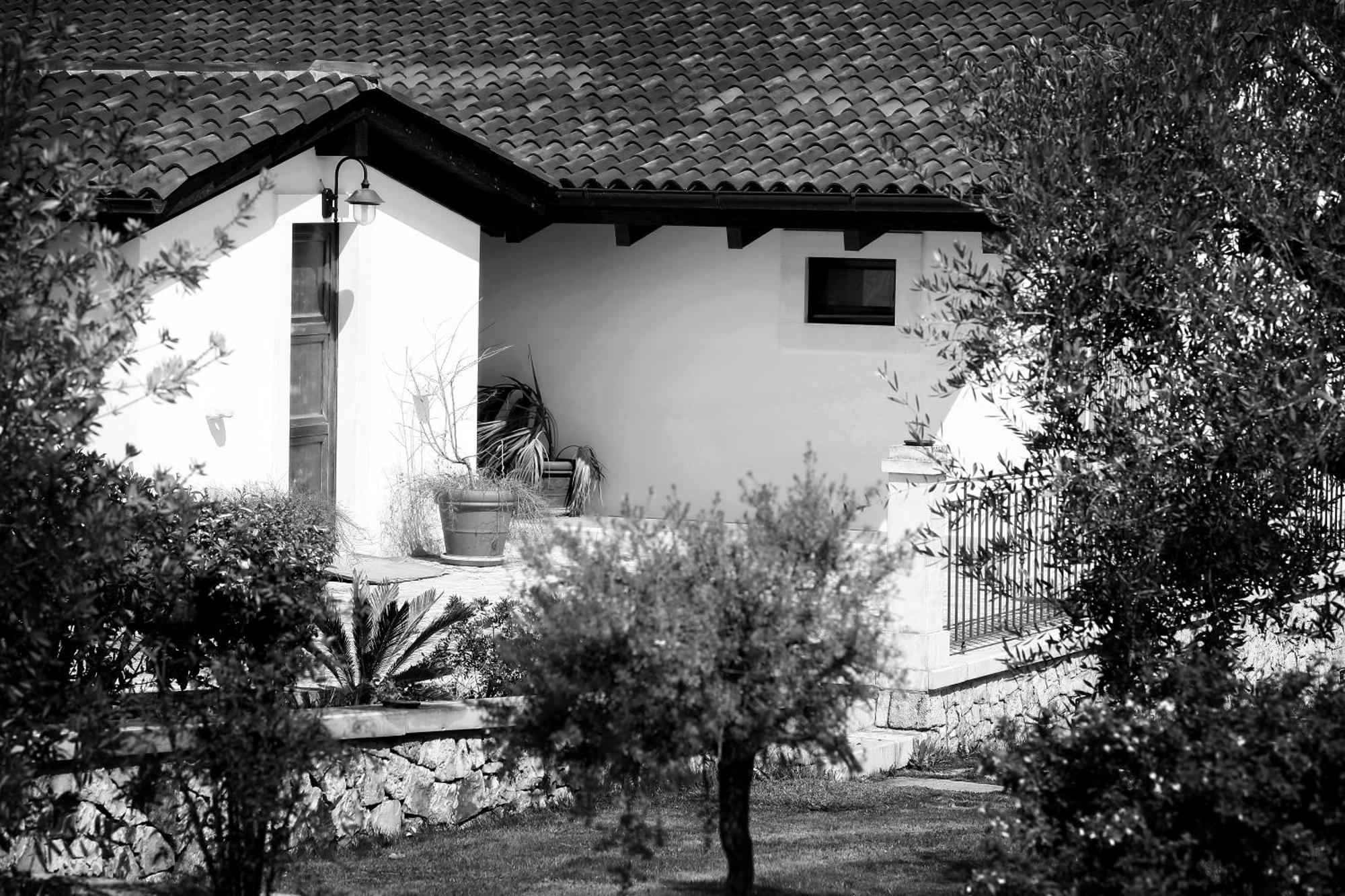 Relais Masseria Serritella Castellana Grotte Exterior photo